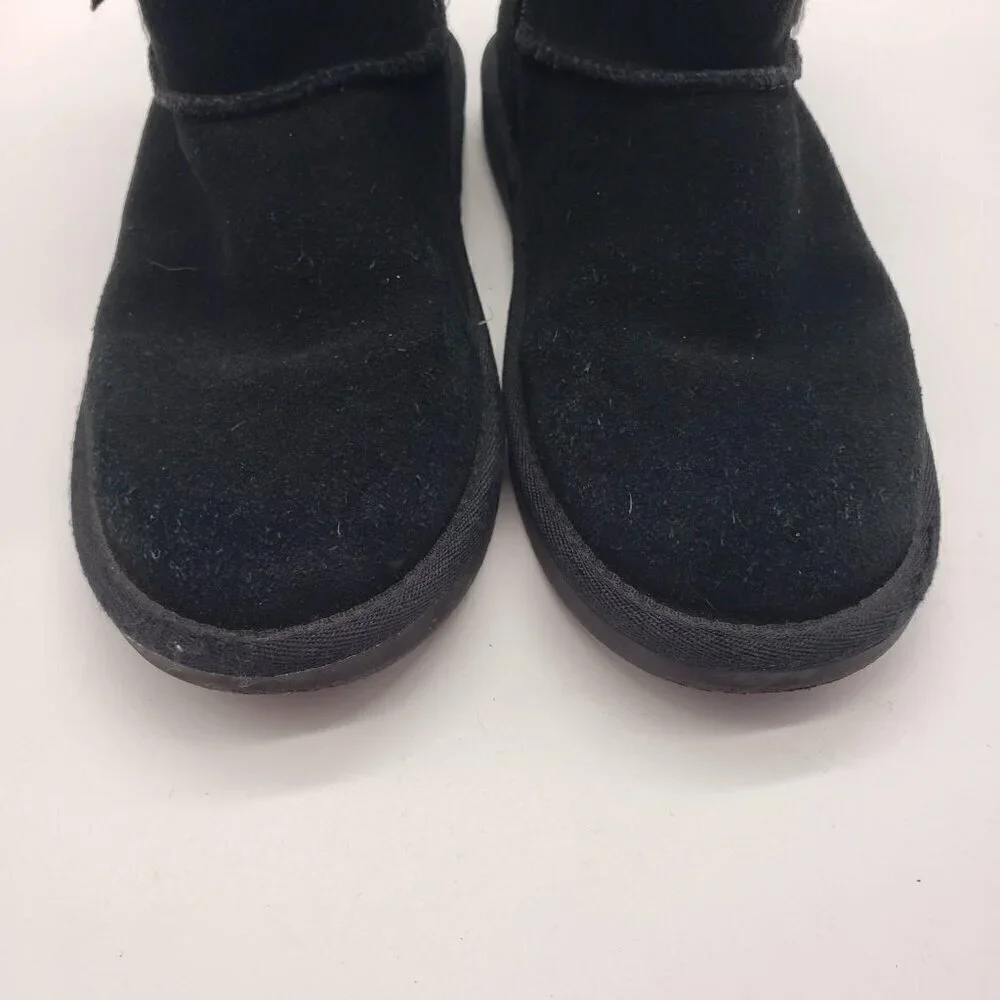 Koolaburra by UGG 1117810 Victoria Mini Ankle Boot Suede Black Youth 2 side bows
